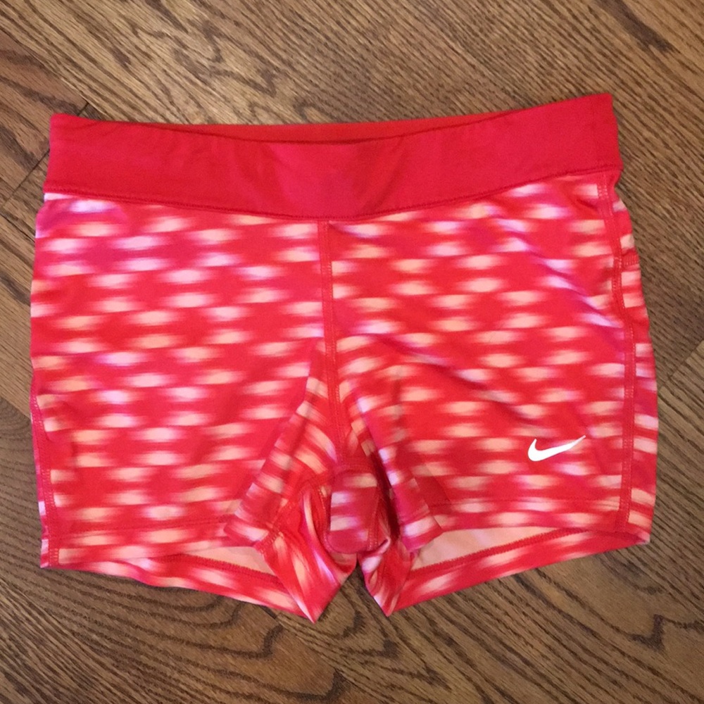 Nike Shorts in Size S